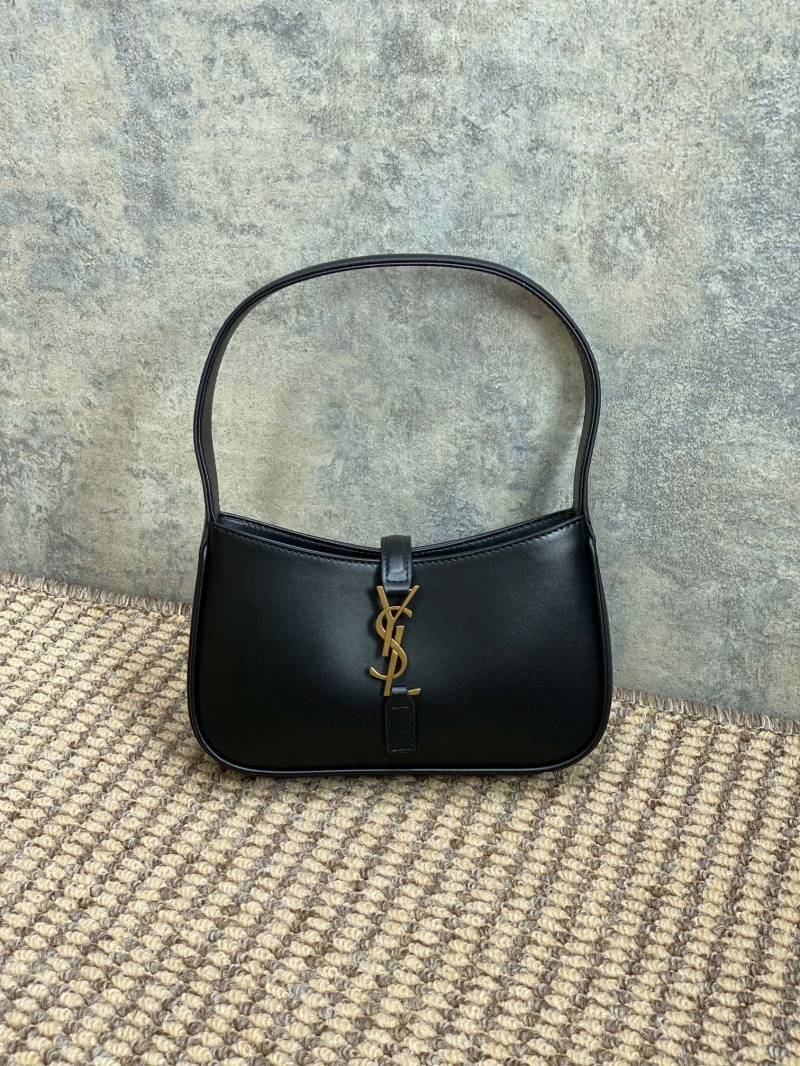 Y51 hobo bags